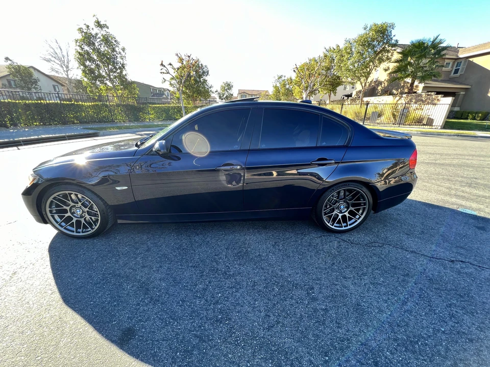 2008 BMW E90 335i Sedan - Image 11 of 31