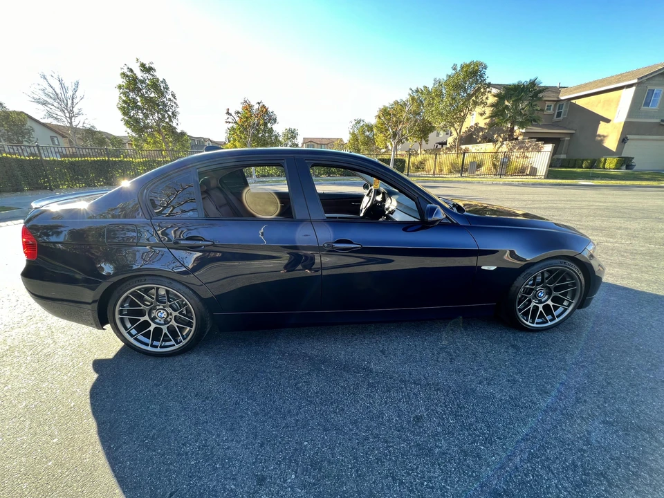 2008 BMW E90 335i Sedan - Image 15 of 31