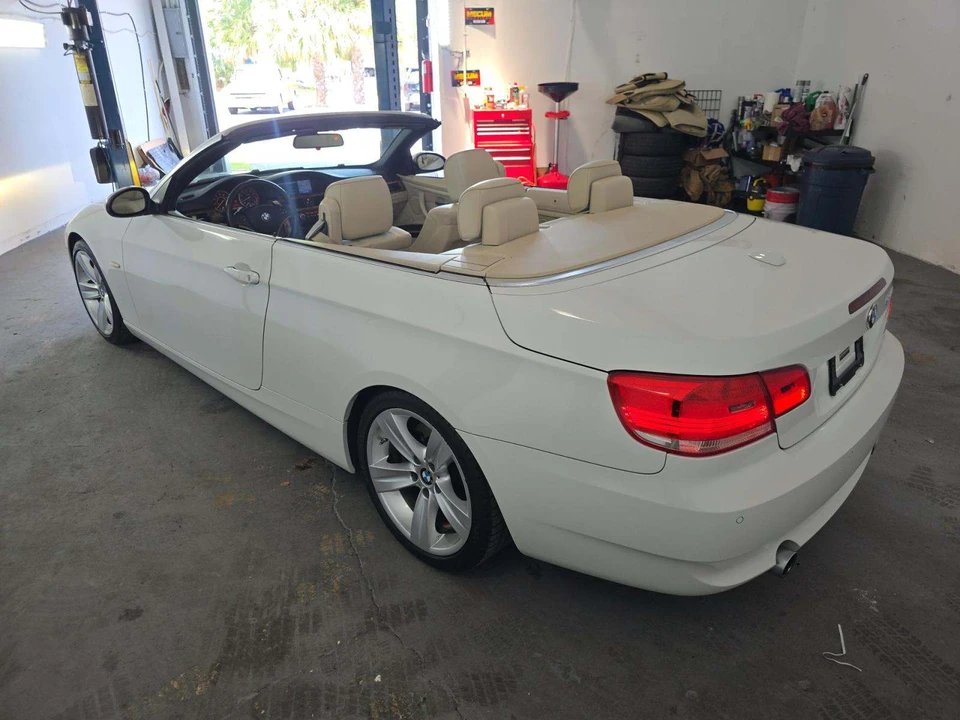 2008 BMW E93 335i Convertible - Image 3 of 31