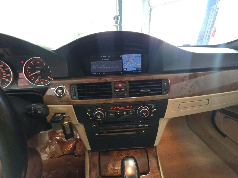 2008 BMW E93 335i Convertible - Image 22 of 31