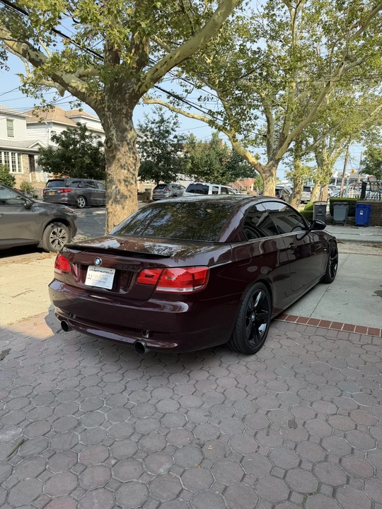 2008 BMW E93 335i Convertible - Image 17 of 31