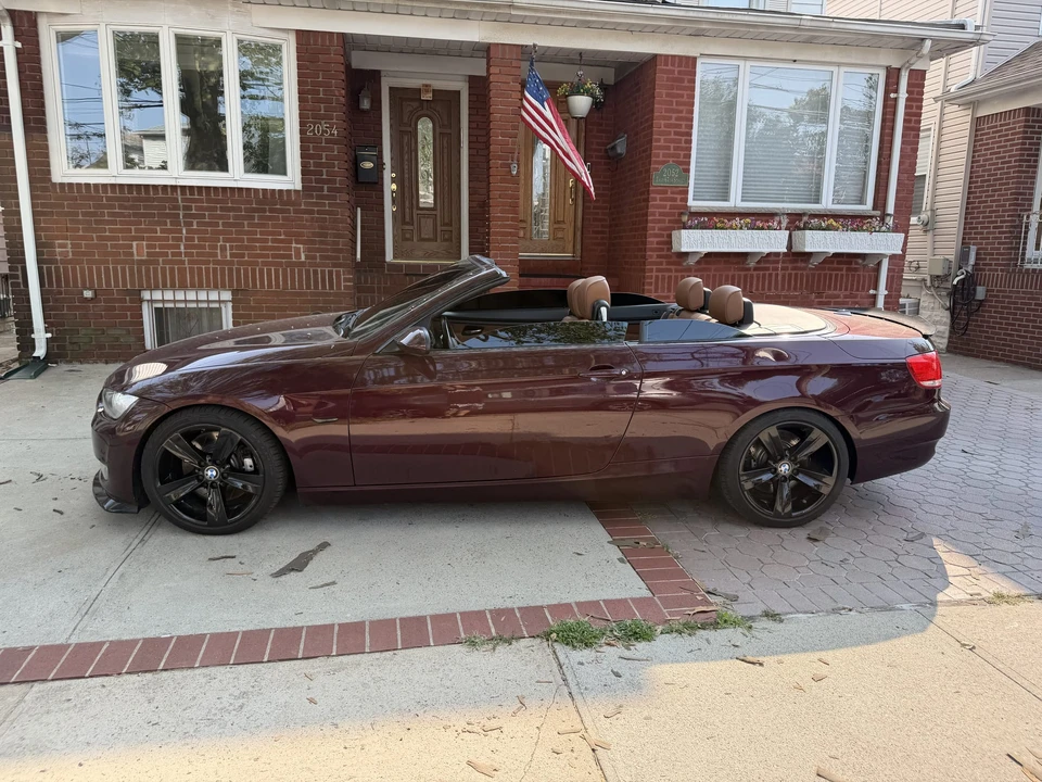 2008 BMW E93 335i Convertible - Image 3 of 31
