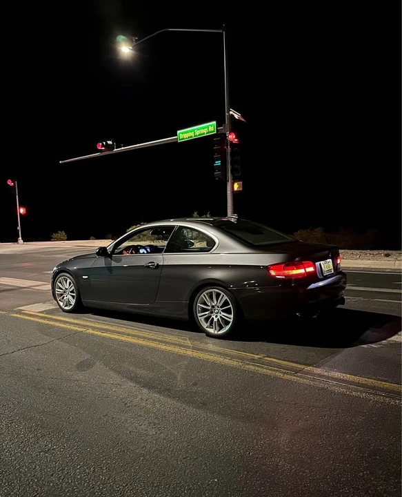 2008 BMW E90 335i Sedan - Image 5 of 20