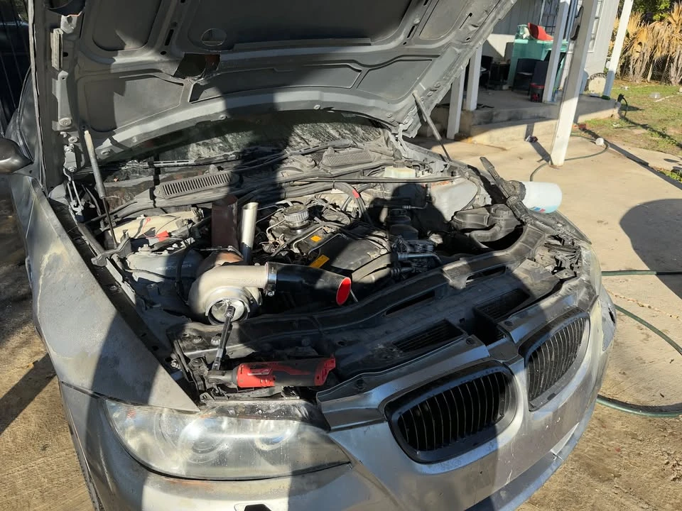 2008 BMW E93 335i Convertible - Image 3 of 7