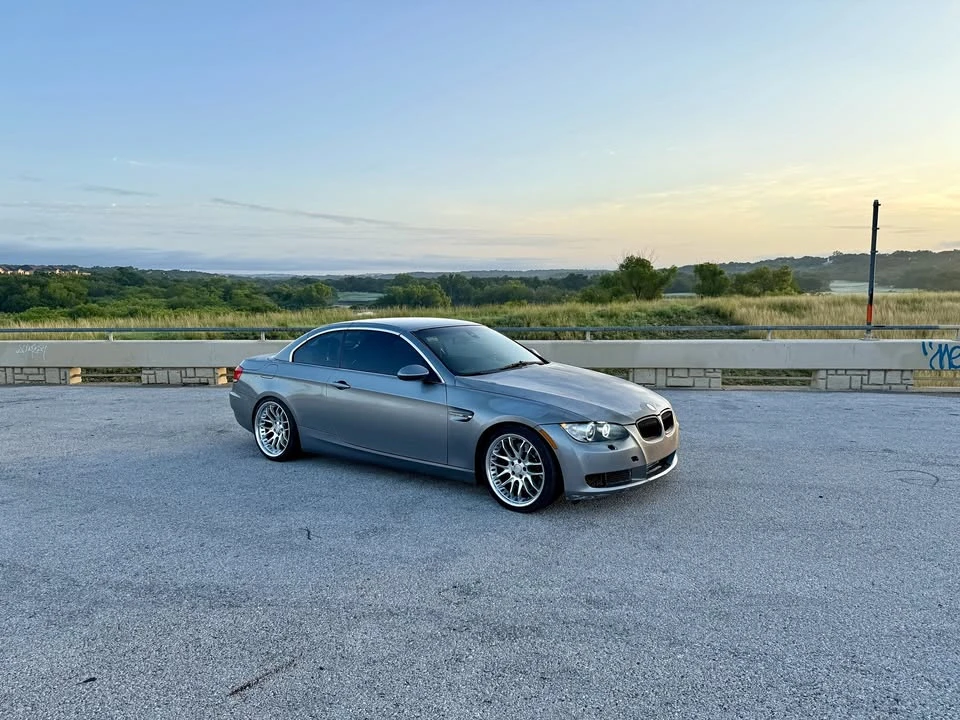 2008 BMW E93 335i Convertible - Image 2 of 7