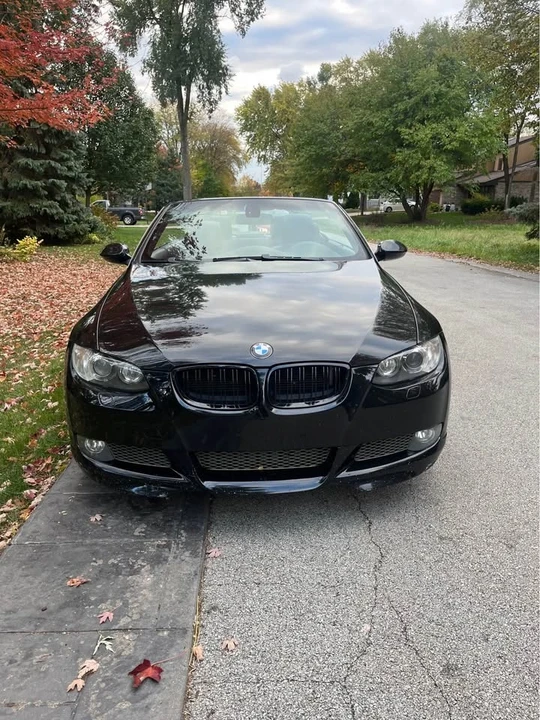 2008 BMW E93 335i Convertible - Image 2 of 11