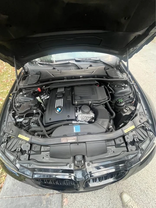 2008 BMW E93 335i Convertible - Image 11 of 11