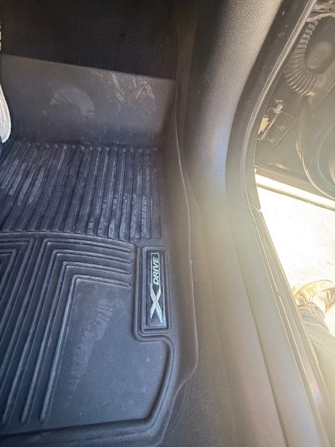 2008 BMW E90 335i Sedan - Image 11 of 20
