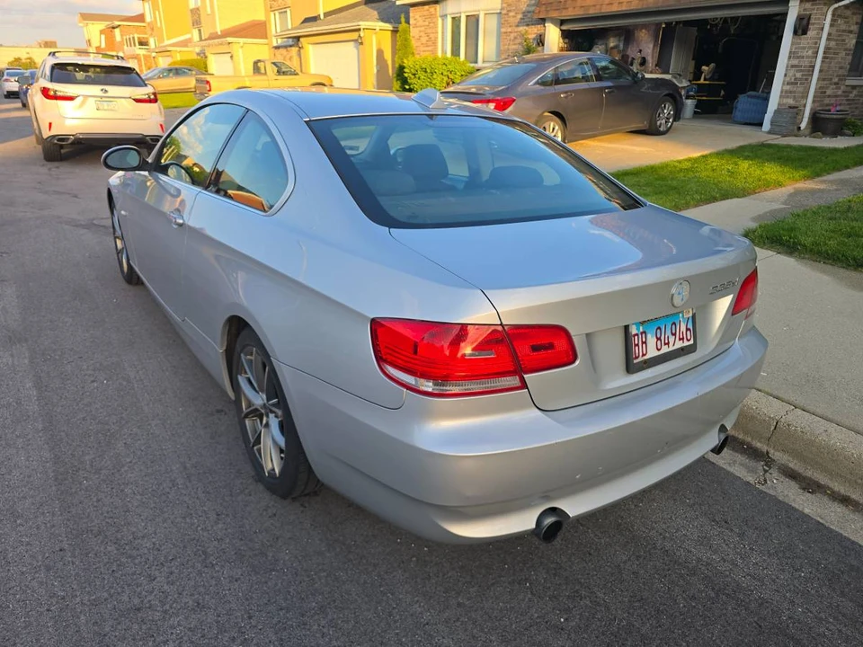 2008 BMW E90 335i Sedan - Image 4 of 9