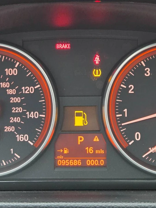 2008 BMW E90 335i Sedan - Image 17 of 21