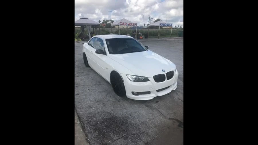 2008 BMW E93 335i Convertible - Image 10 of 11