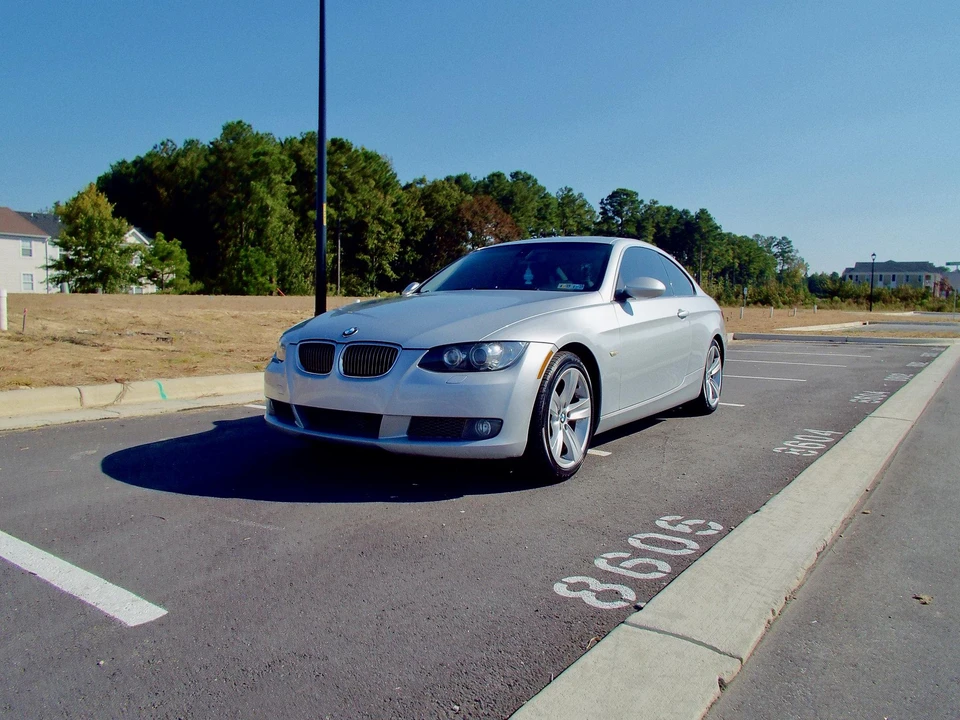 2008 BMW E92 335i Coupe - Image 8 of 31