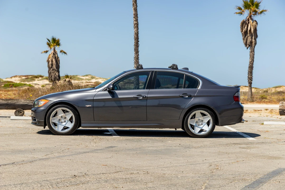 2008 BMW E90 335i Sedan - Image 3 of 31
