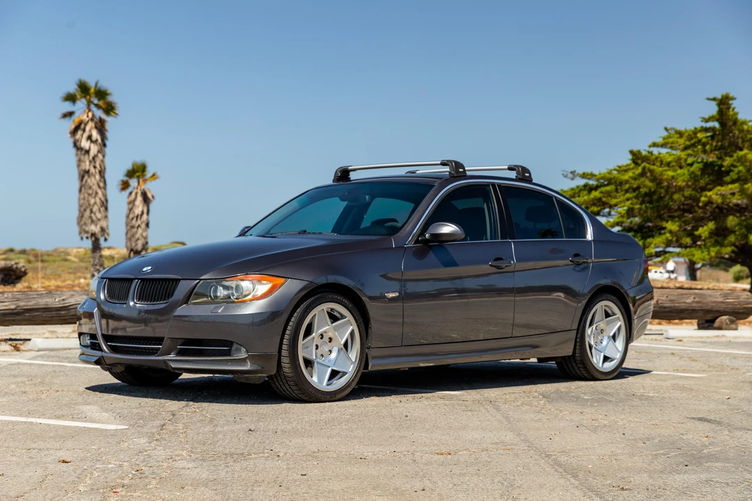 2008 BMW E90 335i Sedan - Image 11 of 31
