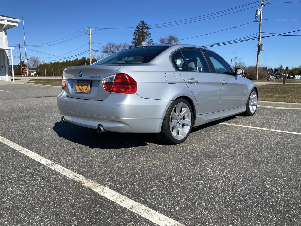 2008 BMW E90 335i Sedan - Image 10 of 31