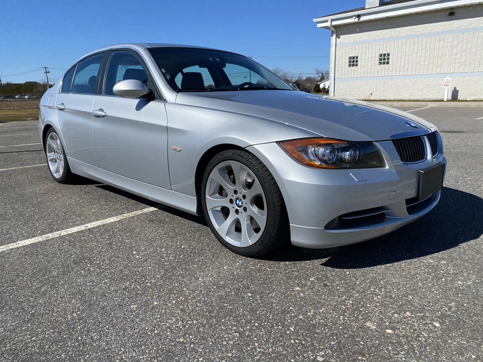 2008 BMW E90 335i Sedan - Image 3 of 31