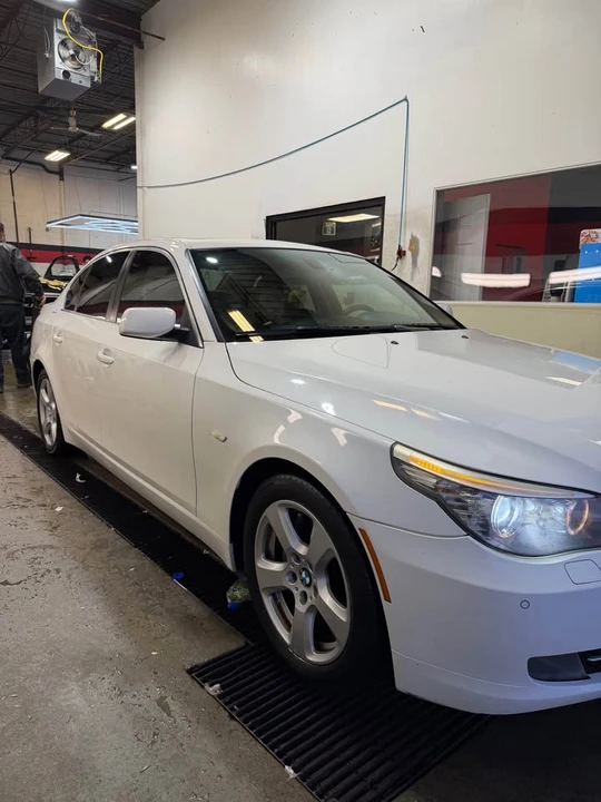 2008 BMW E60 5 Series Sedan - Image 2 of 9
