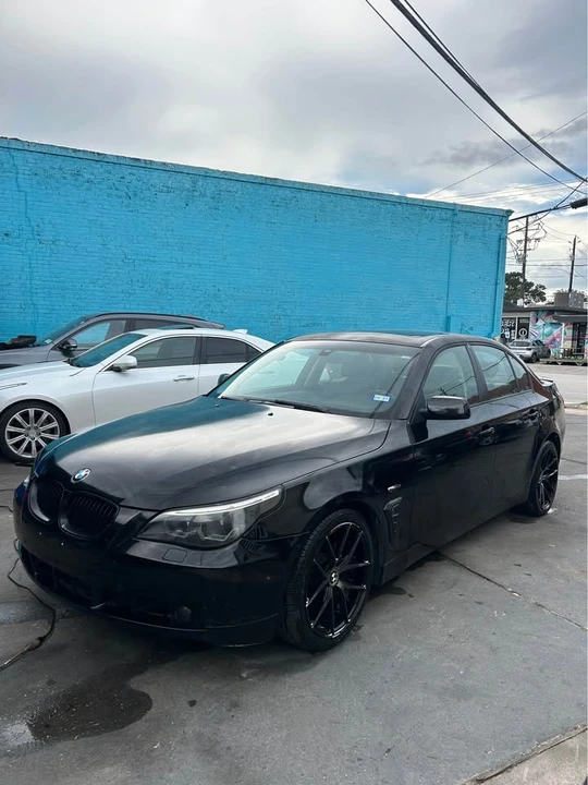 2008 BMW E60 5 Series Sedan - Image 2 of 7