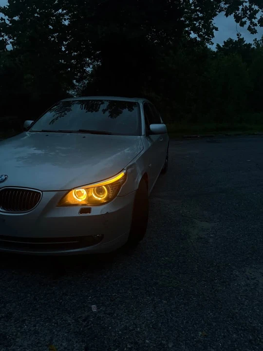 2008 BMW E60 5 Series Sedan - Image 3 of 3