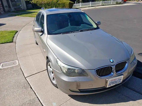 2008 BMW 5 Series 528i Sedan 4D