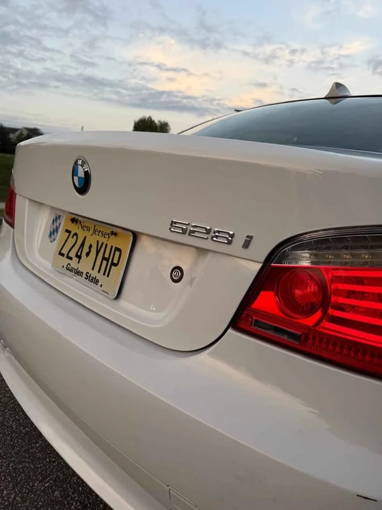2008 BMW E60 5 Series Sedan - Image 10 of 11