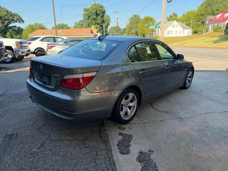 2008 BMW E60 5 Series Sedan - Image 3 of 9