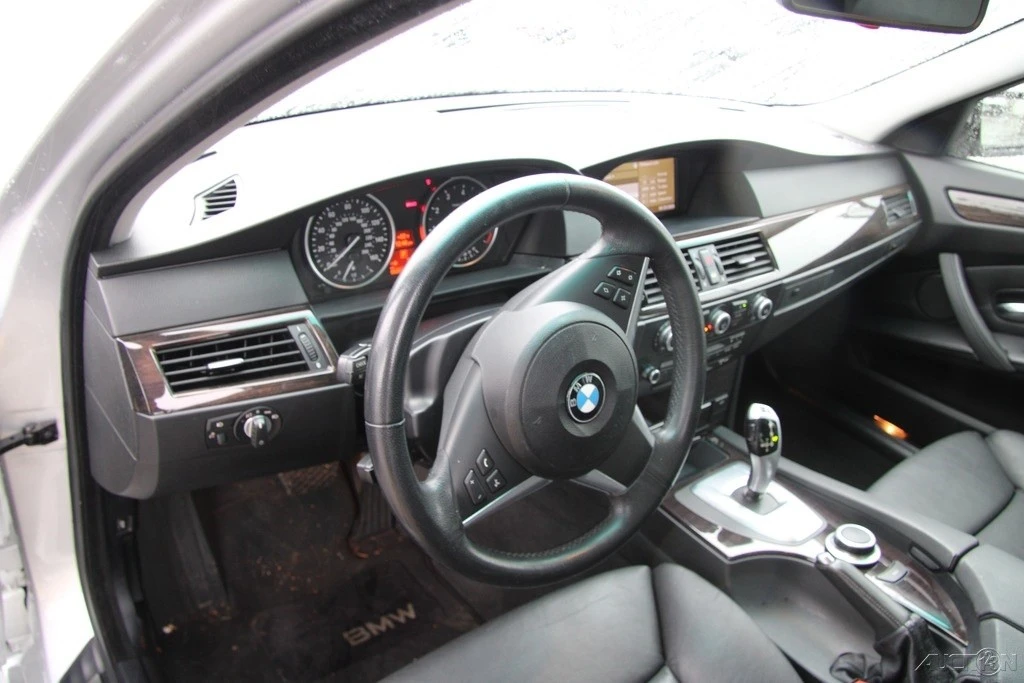2008 BMW E60 5 Series Sedan - Image 14 of 21