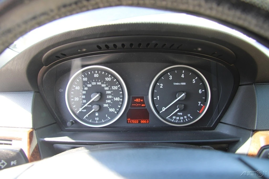 2008 BMW E60 5 Series Sedan - Image 13 of 21