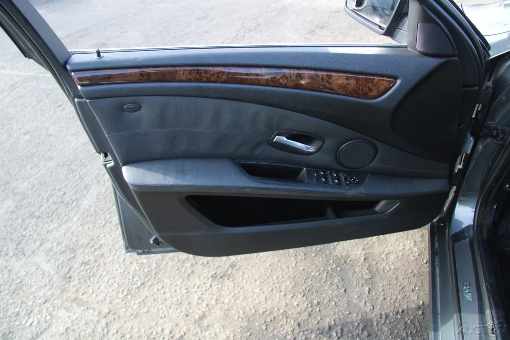 2008 BMW E60 5 Series Sedan - Image 12 of 21