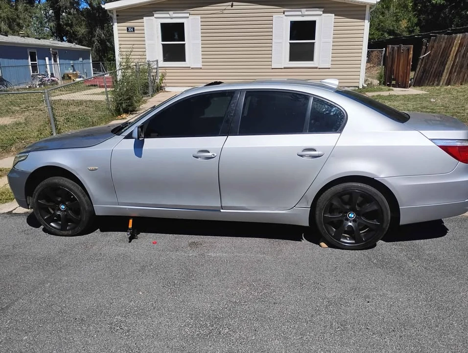 2008 BMW E60 5 Series Sedan - Image 5 of 5