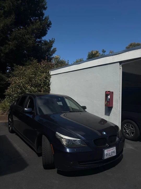 2008 BMW E60 5 Series Sedan - Image 8 of 11