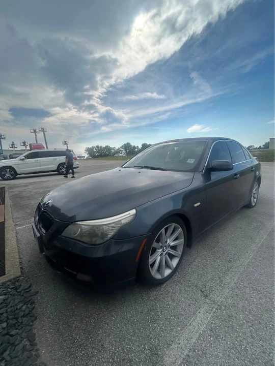 2008 BMW E60 5 Series Sedan - Image 2 of 3