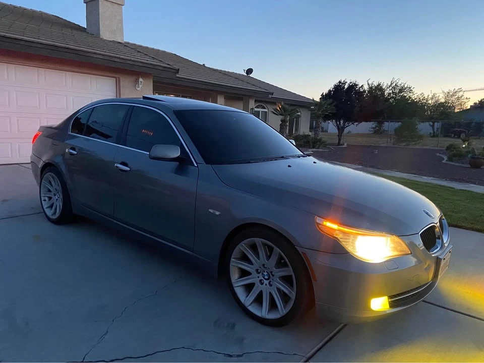 2008 BMW E60 5 Series Sedan - Image 2 of 20