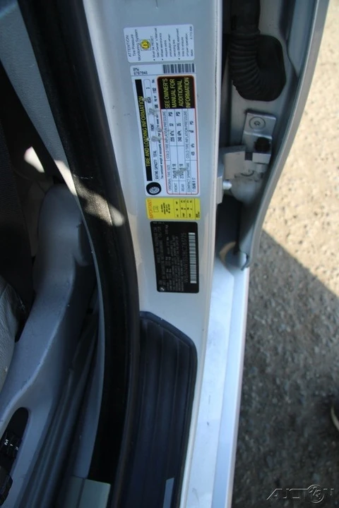 2008 BMW E60 5 Series Sedan - Image 11 of 21