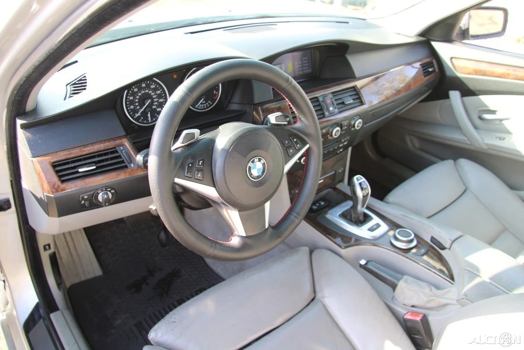 2008 BMW E60 5 Series Sedan - Image 14 of 21