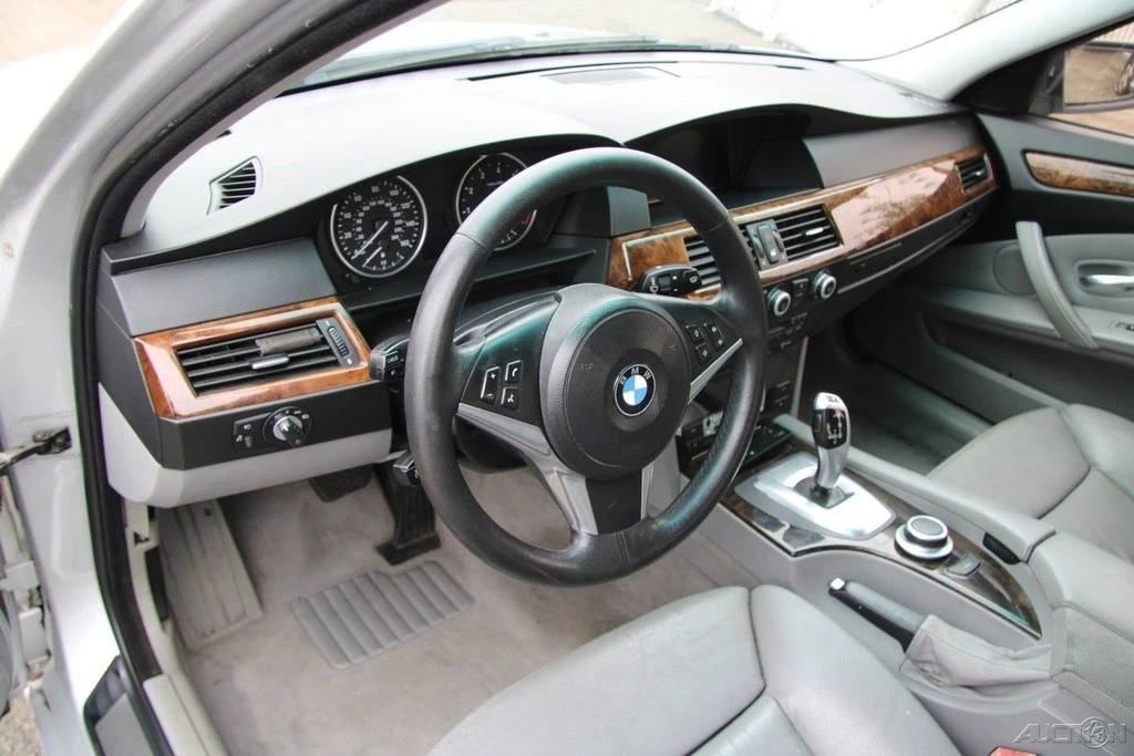 2008 BMW E60 5 Series Sedan - Image 14 of 21