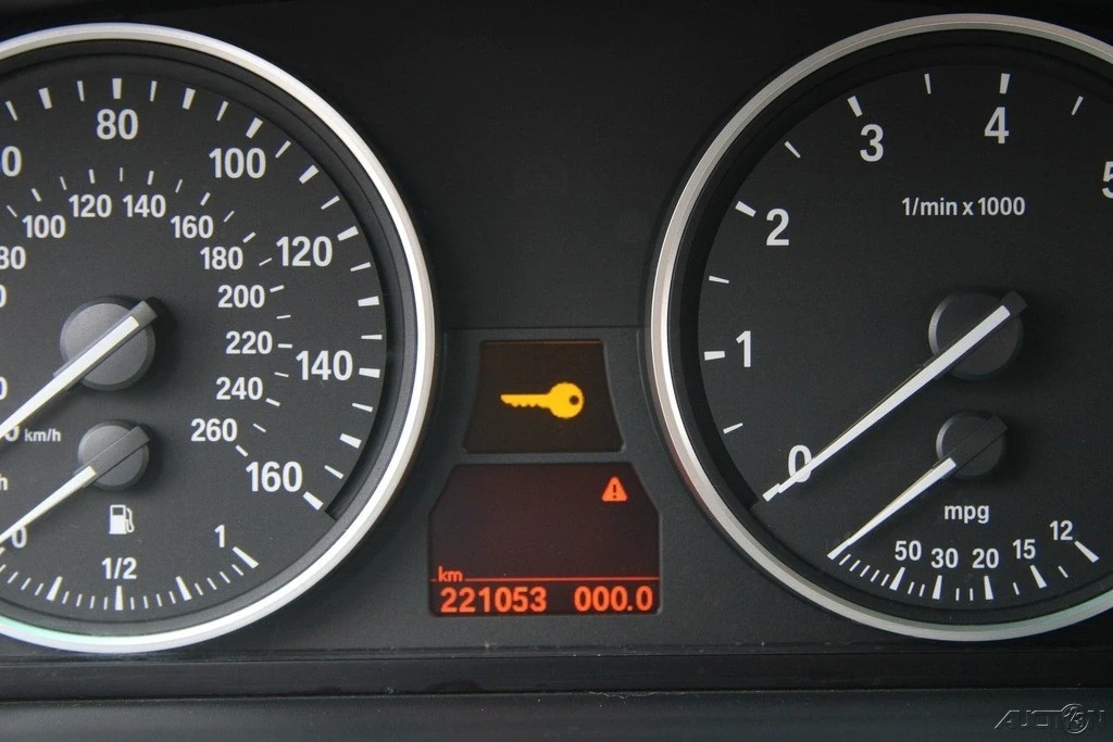 2008 BMW E60 5 Series Sedan - Image 16 of 21