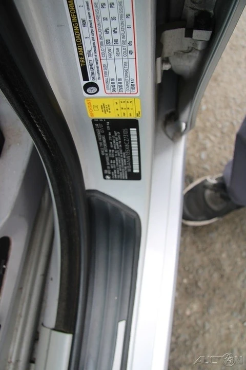 2008 BMW E60 5 Series Sedan - Image 11 of 21