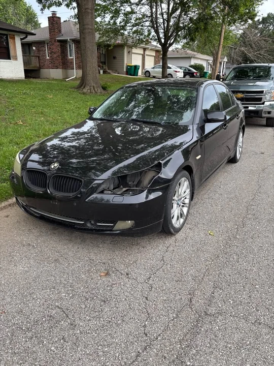 2008 BMW E60 5 Series Sedan - Image 2 of 6