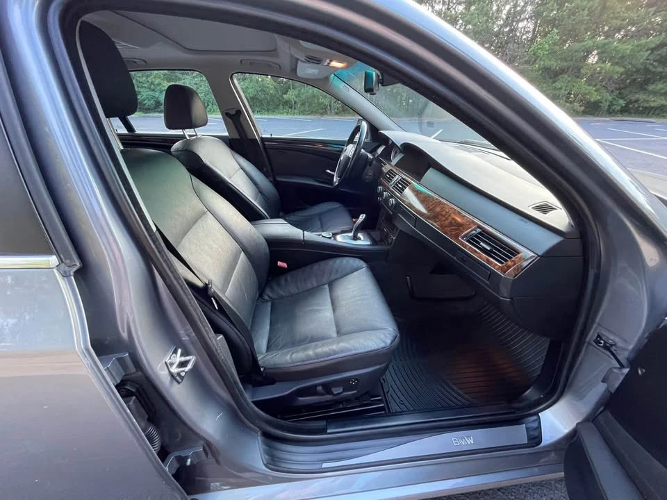 2008 BMW E60 5 Series Sedan - Image 13 of 19