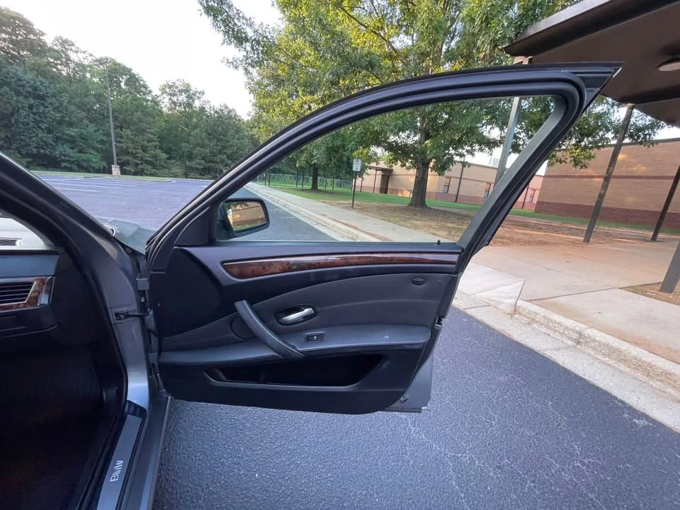 2008 BMW E60 5 Series Sedan - Image 15 of 19