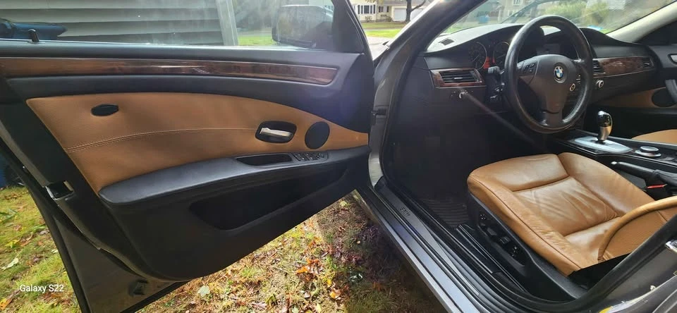 2008 BMW E60 5 Series Sedan - Image 11 of 19