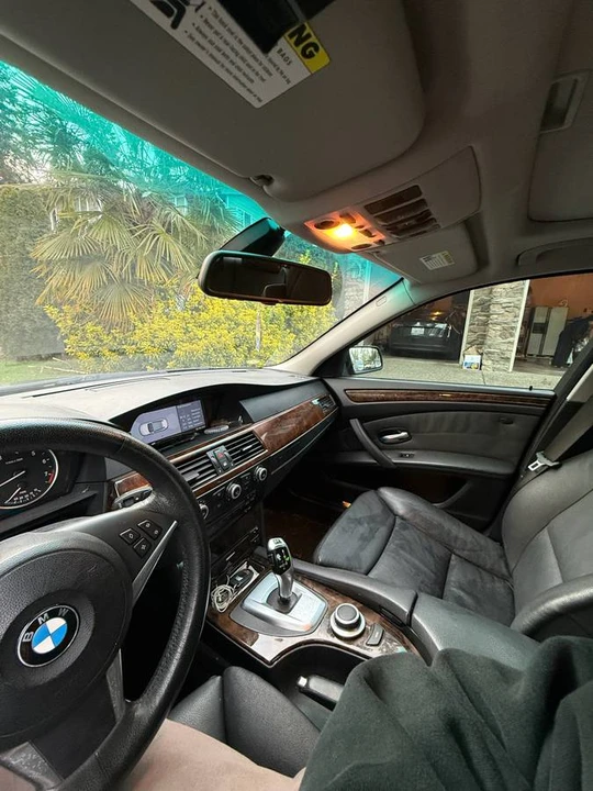 2008 BMW E60 5 Series Sedan - Image 10 of 11