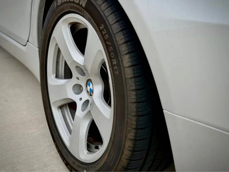2008 BMW E60 5 Series Sedan - Image 7 of 20
