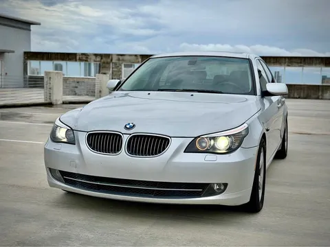 2008 BMW 5 Series 535xi Sedan 4D