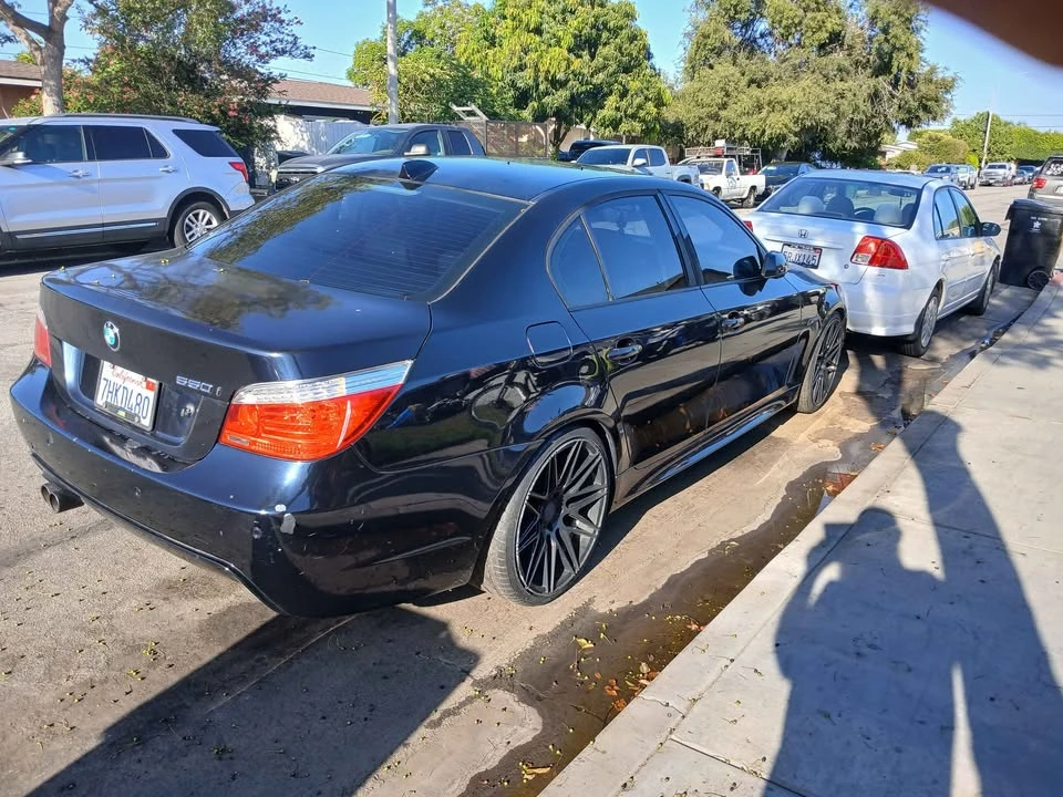2008 BMW E60 545i & 550i Sedan - Image 4 of 16