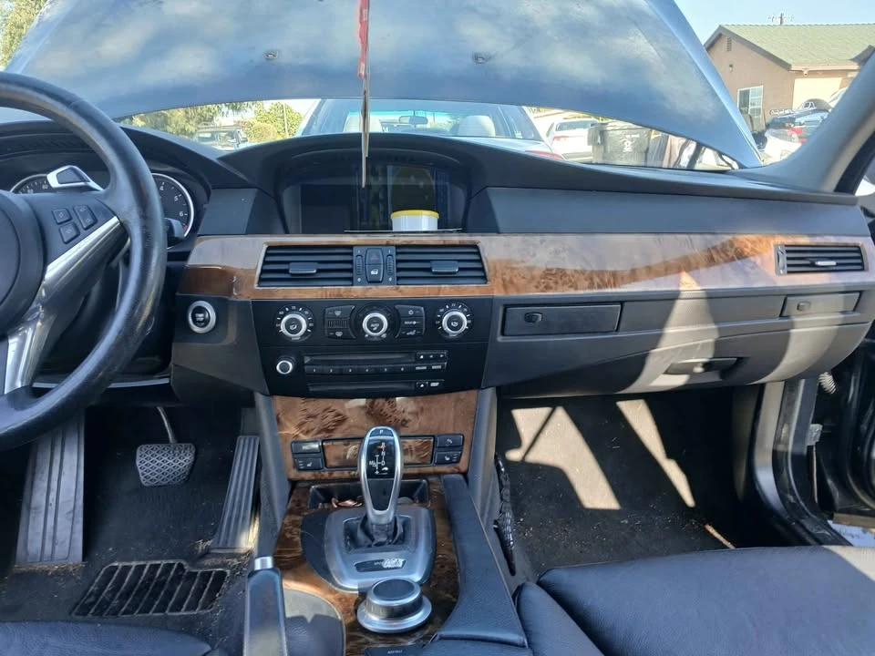 2008 BMW E60 545i & 550i Sedan - Image 15 of 16