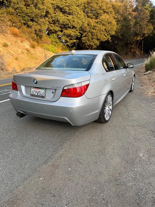 2008 BMW E60 545i & 550i Sedan - Image 5 of 16