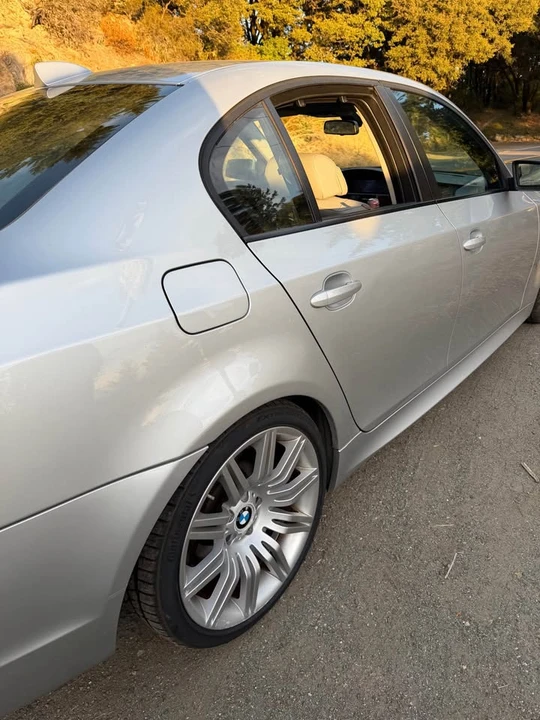 2008 BMW E60 545i & 550i Sedan - Image 8 of 16
