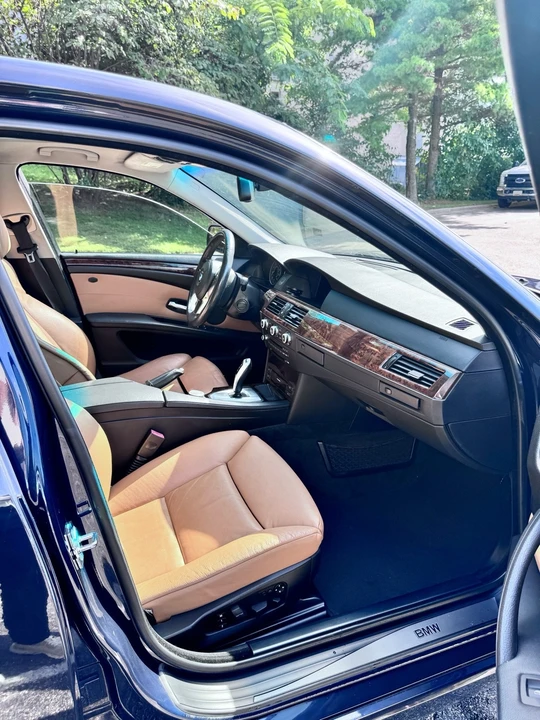 2008 BMW E60 5 Series Sedan - Image 14 of 19
